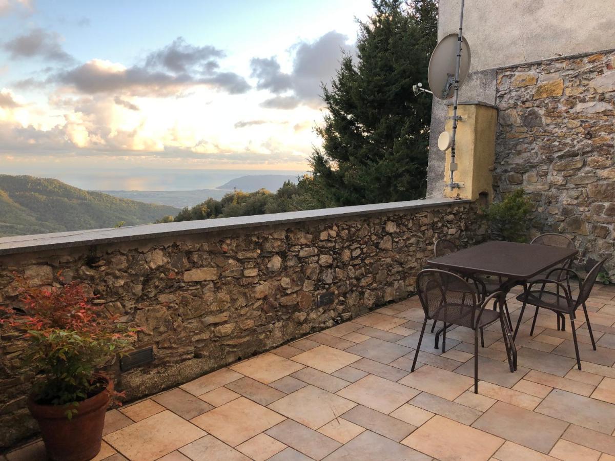 Apartment Papiriana La Casa Del Borgo_ Breathtaking Sea Wiew Fosdinovo